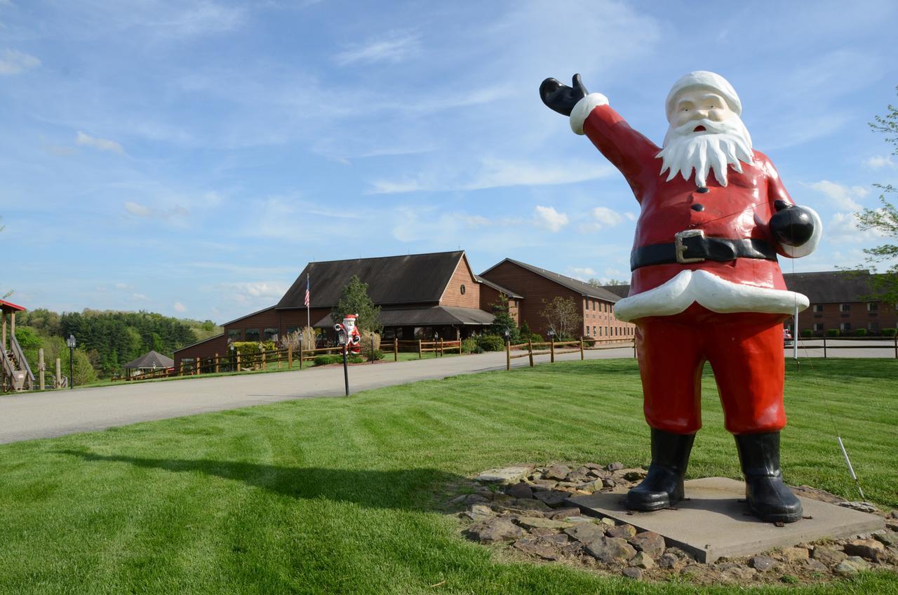 Santa'S Lodge Santa Claus Exteriör bild